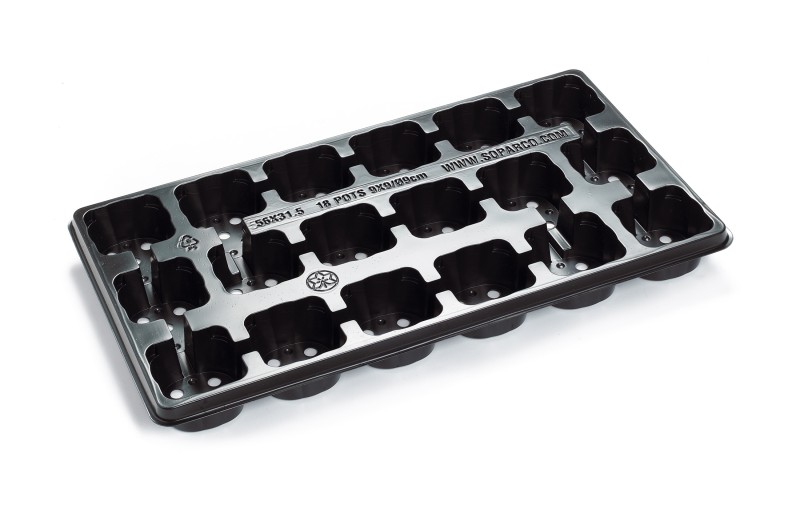 PLAQUE GM 18 POTS CARRES 9 X 9  FA